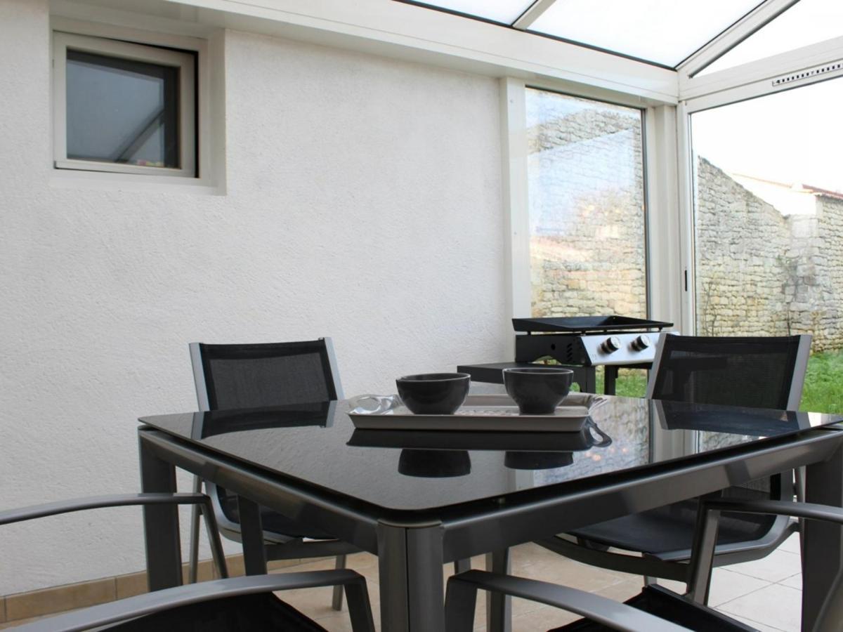 Maison Saint-Pierre-d'Oléron, 3 pièces, 5 personnes - FR-1-246A-65 Extérieur photo